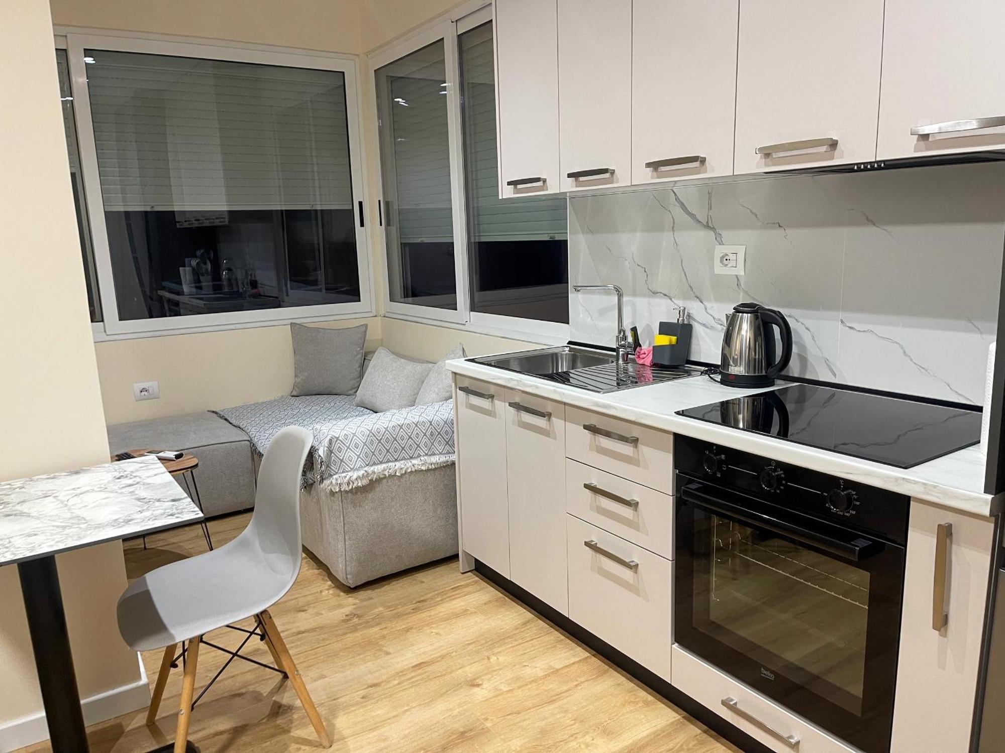 Wanderlust Bazaar Apartment Tiranë Luaran gambar