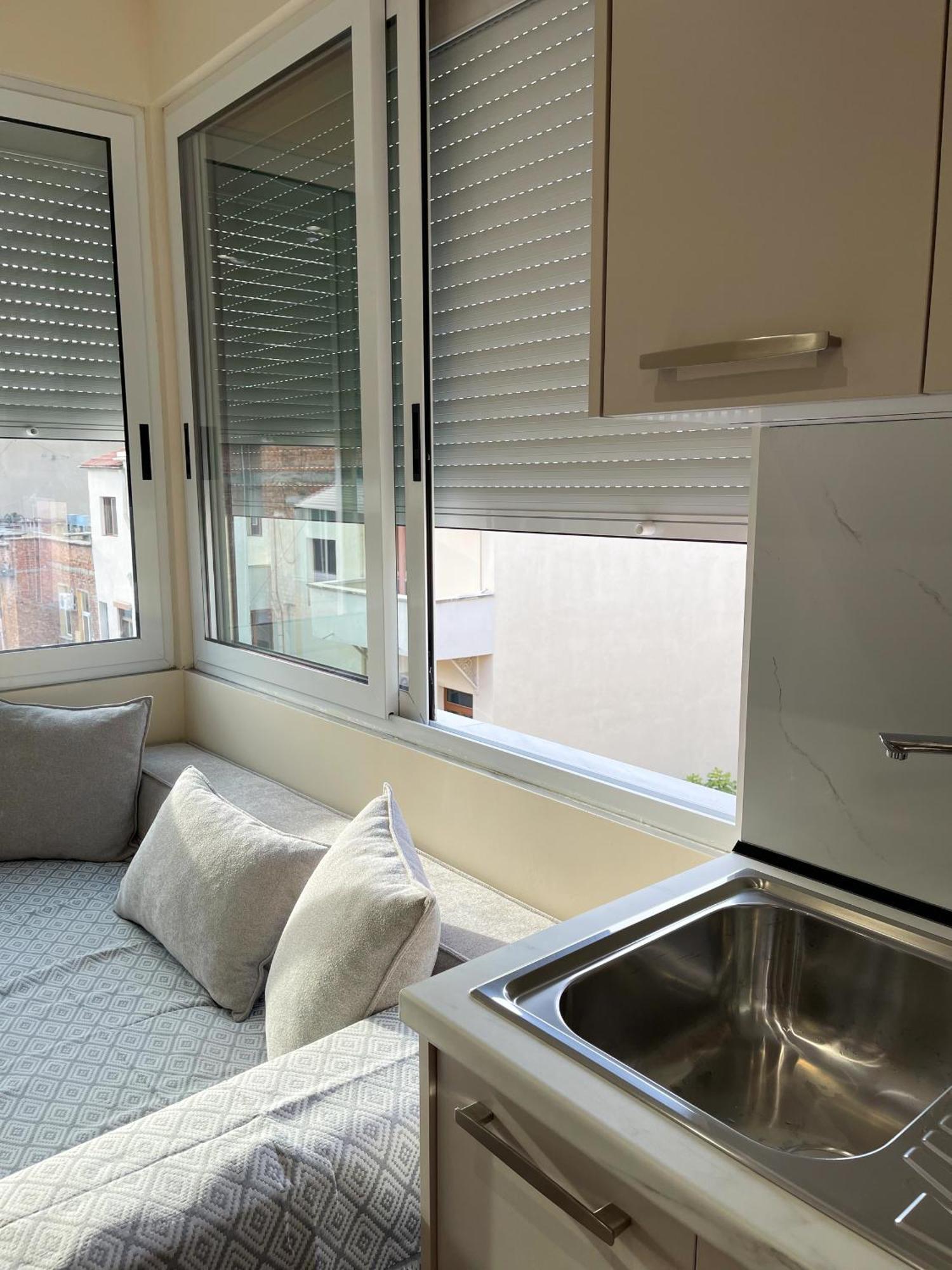 Wanderlust Bazaar Apartment Tiranë Luaran gambar