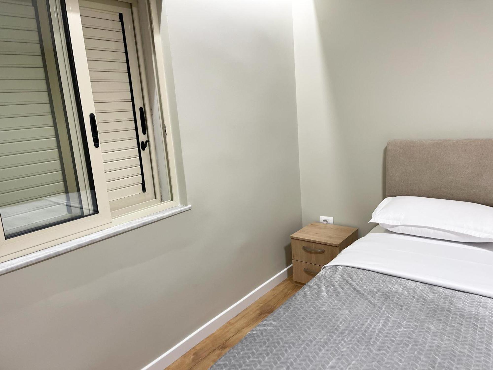 Wanderlust Bazaar Apartment Tiranë Luaran gambar