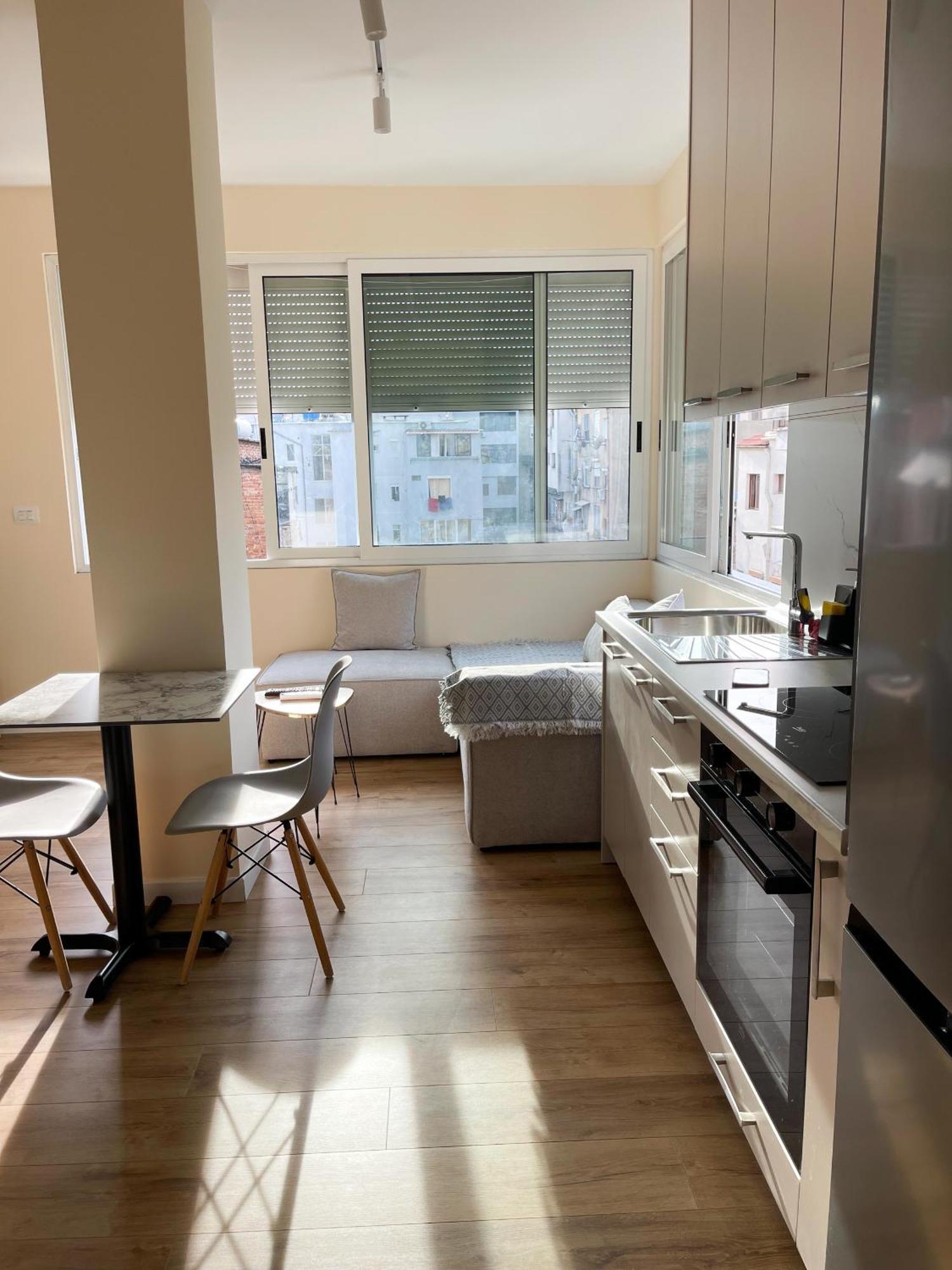Wanderlust Bazaar Apartment Tiranë Luaran gambar